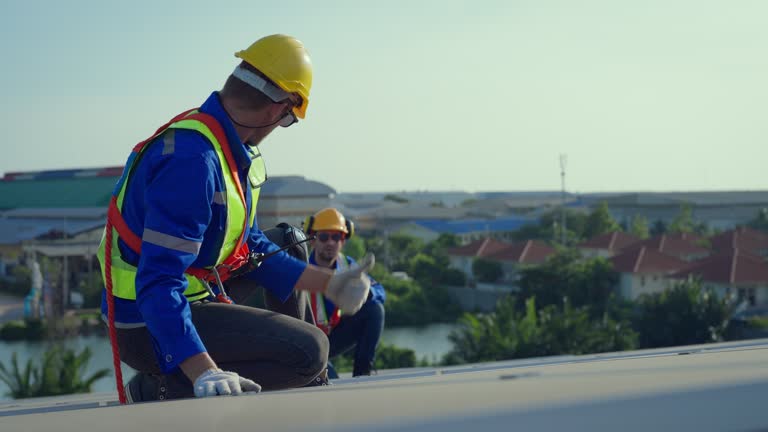 Best 4 Ply Roofing  in Mayflower Village, CA