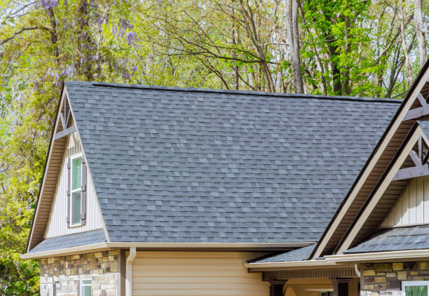Siding in Mayflower Village, CA
